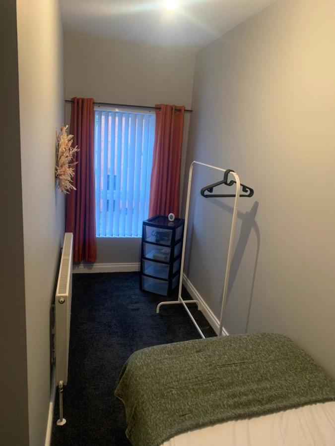 2 Bedroom Cheerful House Close To City Center Belfast Exteriör bild