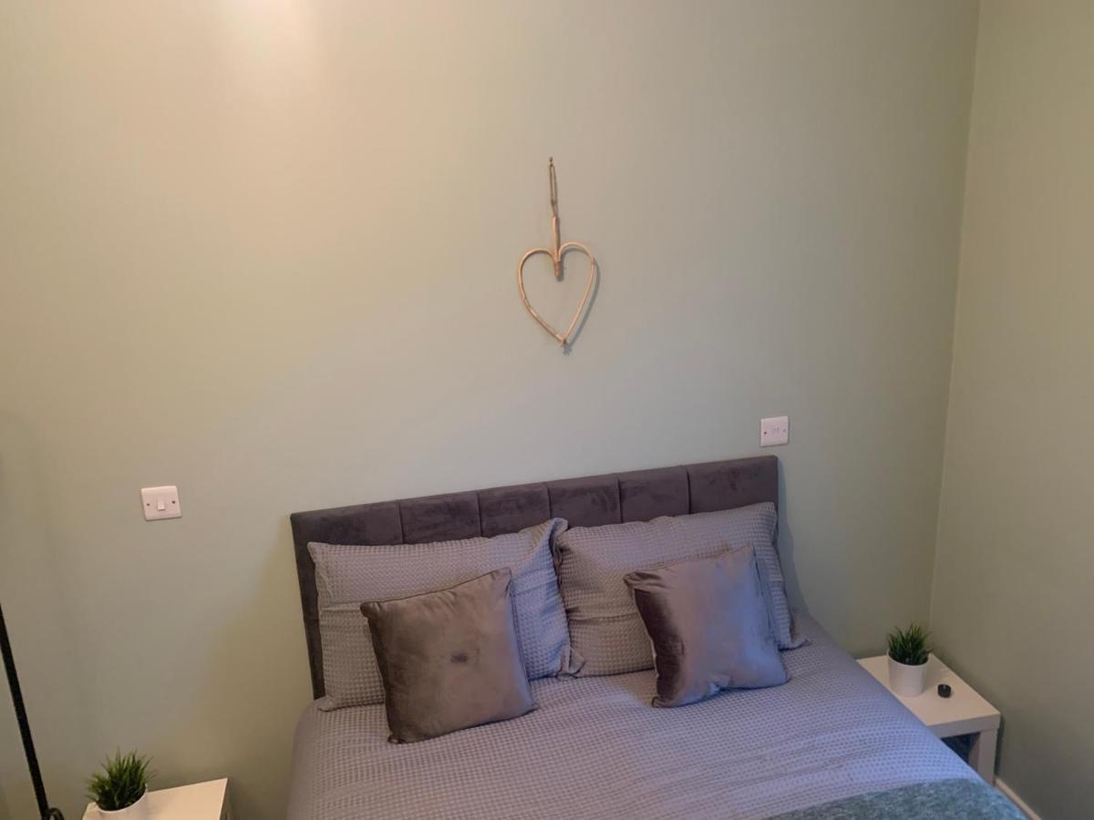 2 Bedroom Cheerful House Close To City Center Belfast Exteriör bild