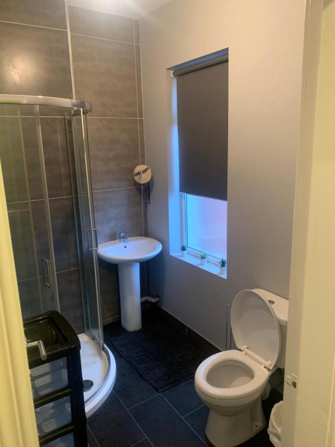 2 Bedroom Cheerful House Close To City Center Belfast Exteriör bild